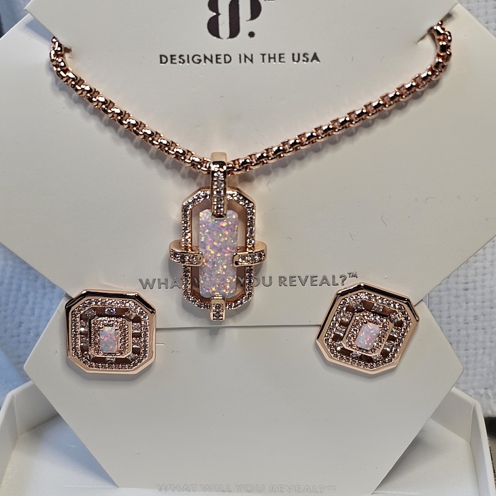Elegant Rose Gold Jewelry Set with Opal Accents
